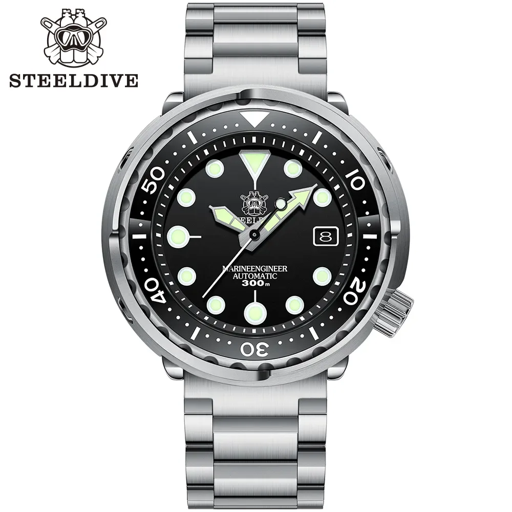 Steeldive SD1975 black dial tuna-case diver watch on steel bracelet, studio photo